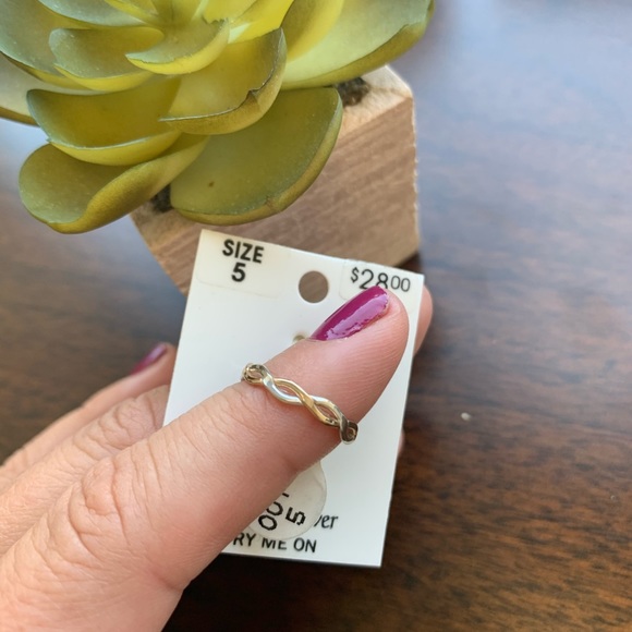 Gold and silver ring - Picture 2 of 7